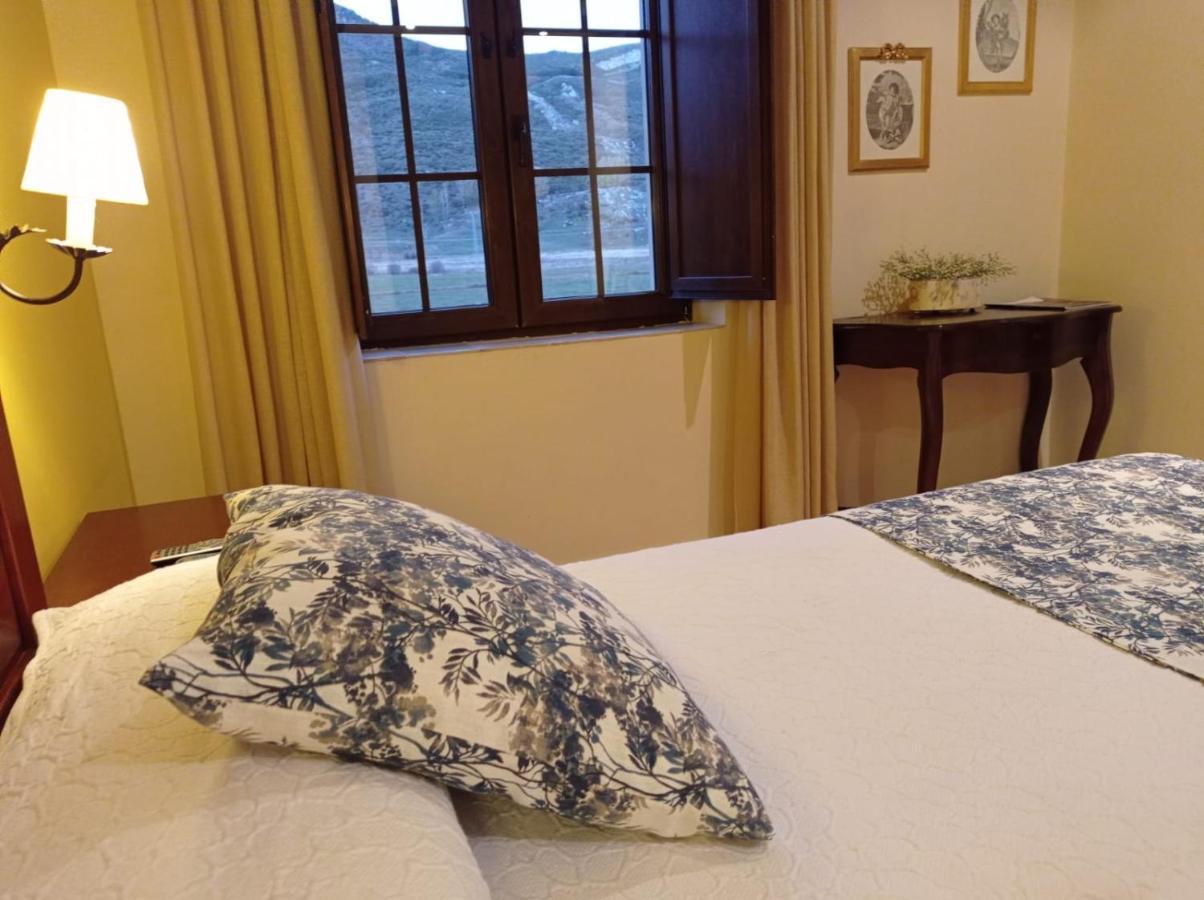 El Cuartel De Lugueros 호텔 외부 사진
